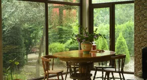 Guest House Green House - Image 4