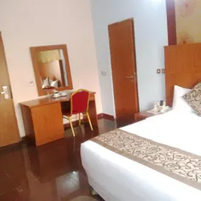 Hotel De Horizon - Image 2