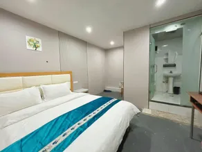 Huazhong Business Hotel (Wuhan Huazhong University of Science and Technology Metro Station Branch) - Image 2
