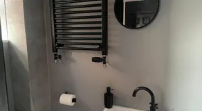 Double Room & Ensuite in Glenfield - Image 2