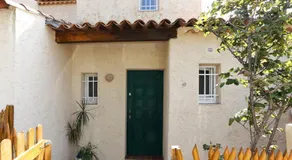SUQUETTE Charming provencal house in Antibes with nice terrace, garden and pool access - Image 5