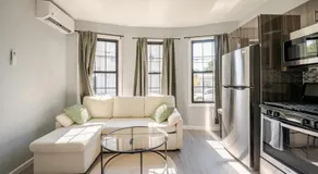 Modern Apartment in Black Rock- - Image 3