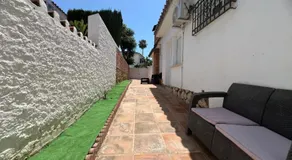 Hostal Apartamentos Playa del Palo - Image 4