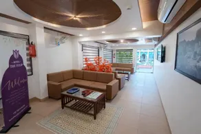 Hotel The Tulip - Image 3