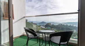 Serene Minimalist Family Retreat 2-7pax &Sunrise View - Image 3