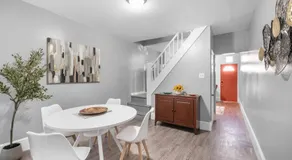 Bright Corner Flat near Transit and Trails - Image 3