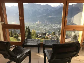 Authentic Apartment With Mountain View - Image 3