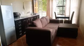 Private Apartments & Biz Stays Pretoria - Image 4