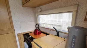 Parkhouse farm caravan - Image 4