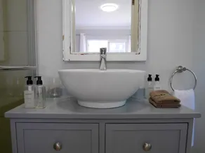 The Garden Shed Guest House - Image 3