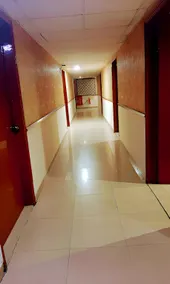 Luxury One Hotel Lahore - Image 4