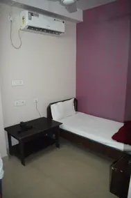 Hotel Sai Palace - Image 4