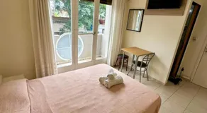 Hotel Riviera - Image 2