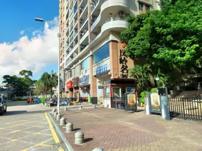 3-Bedroom Apartment in Shunde, Foshan - 160 Square Meters / 2 Private Bathrooms - Image 3