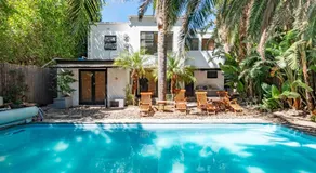 Antrim Villa by Totalstay - Image 2