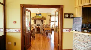 Pier House Bed & Breakfast - Image 4