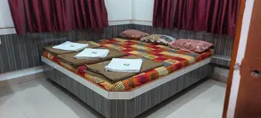Sai Raghunandan Guest House - Image 5