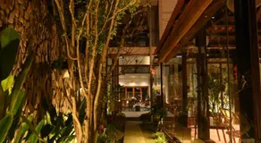 Berry Boutique - Image 5