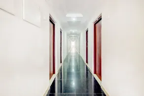 OYO 72859 Hotel Jayaram - Image 2