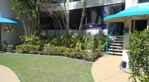 Placid Waters Holiday Apartments - Image 3