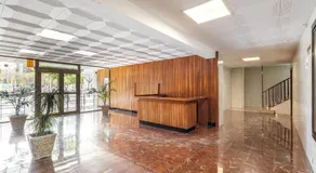 Chic Aparment Barcelona near Plaza España - Image 4