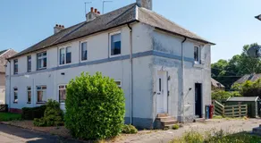 Ideal Work Stays 3BR 6 Guests Free Parking - Image 3