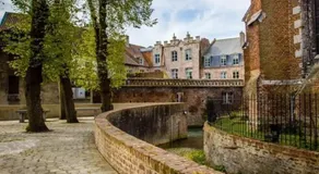 Boutique Cosy townhouse in the heart of Hesdin with jacuzzi - Image 5