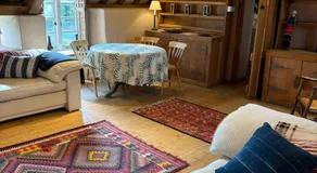 The Oak Room, Oxfordshire - Image 2