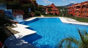 Apartment 'Duplex Estepona' mit Bergblick, WLAN und Klimaanlage - Image 2