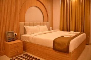 Hotel Devi Palace - Image 4