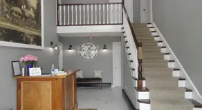 The Bond 1786 Inn - Image 2
