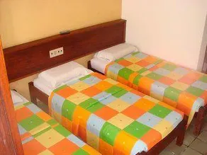 Dunnas Park Hotel - Image 2