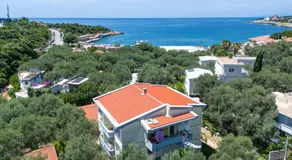 President Bungalows and Apartments - Image 5