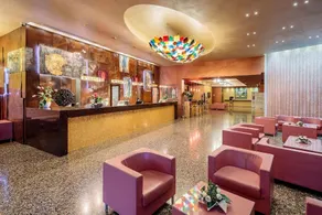 Base Hotel - Image 3