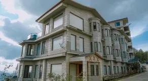 The Auramah Retreat - 4BHK Villa with Mountain & Valley View - Private Balconies & Parking - Image 5