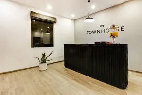 OYO Townhouse 196 Gudimalkapur - Image 5