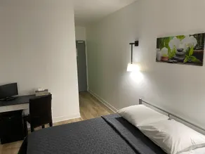 Hôtel Les 4 Chênes - Image 2