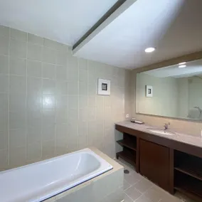1BR & 2BR Apartemen Mediterania Marina Ancol - Image 2
