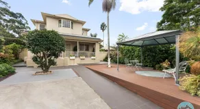 Aircabin - Blakehurst - Spacious - 5 Beds House - Image 4