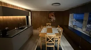Holiday Suite - Image 3