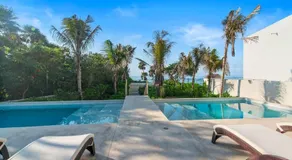 Oceanfront Seahorse Private Rooftop Terrace With Hot Tub Beach Access 11 Pools - Image 2