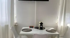 Schloss Appartement - Image 3
