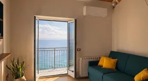 Marilú vista mare con giardino - Image 3