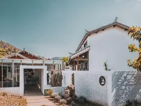 Yinshanlan Garden Guesthouse - Image 4