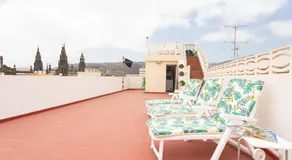 HomeForGuest NEW Duplex with Rooftop next to Arucas Cathedral - Image 5
