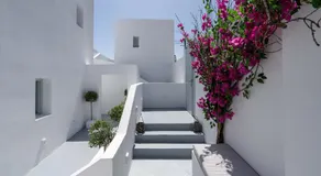 Cycladic Suites & Spa - Image 5