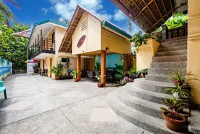 White Shamrock Beach Hotel - Image 3