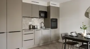London City East by Viridian Apartments - Image 5