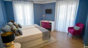 ZIGZAG HOSTEL - Image 2
