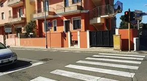 La Via del Mare Parking Moto-Bici-Via Diaz 43a - Image 3